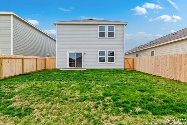 $1,725 | 7522 Burrowing Cobra, San Antonio, TX 78253