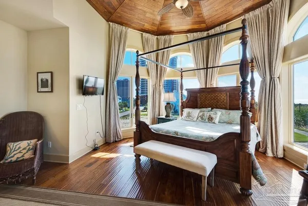 $2,490,000 | 1 Calle Marbella, Pensacola Beach, FL 32561