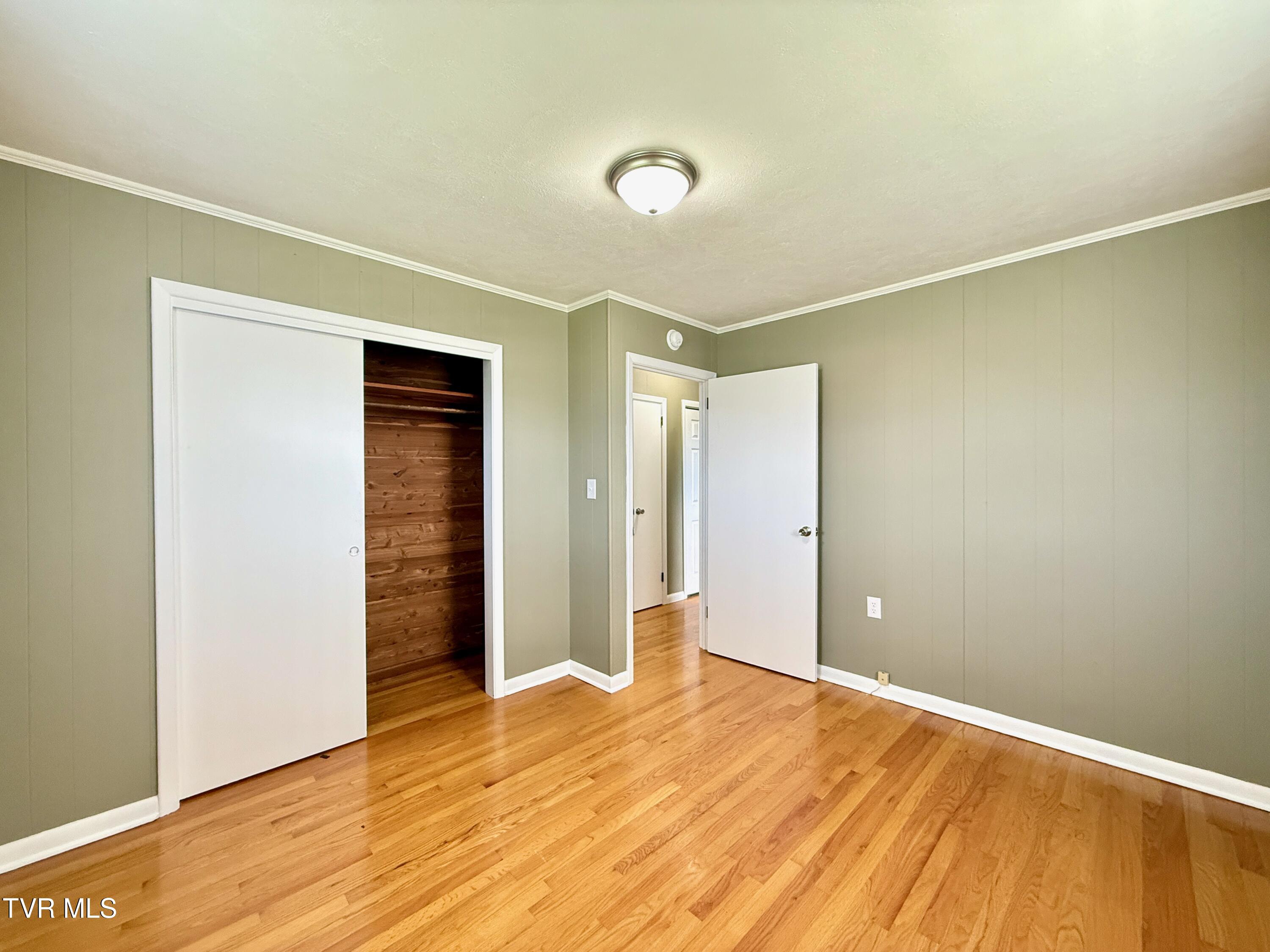616 East Barton Ridge Road Greeneville, TN 37745 - Photo 14 of 39 15a