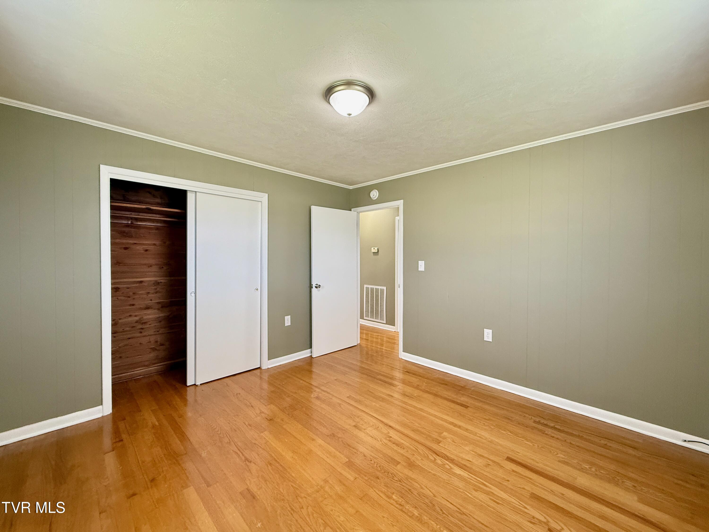 616 East Barton Ridge Road Greeneville, TN 37745 - Photo 20 of 39 18a