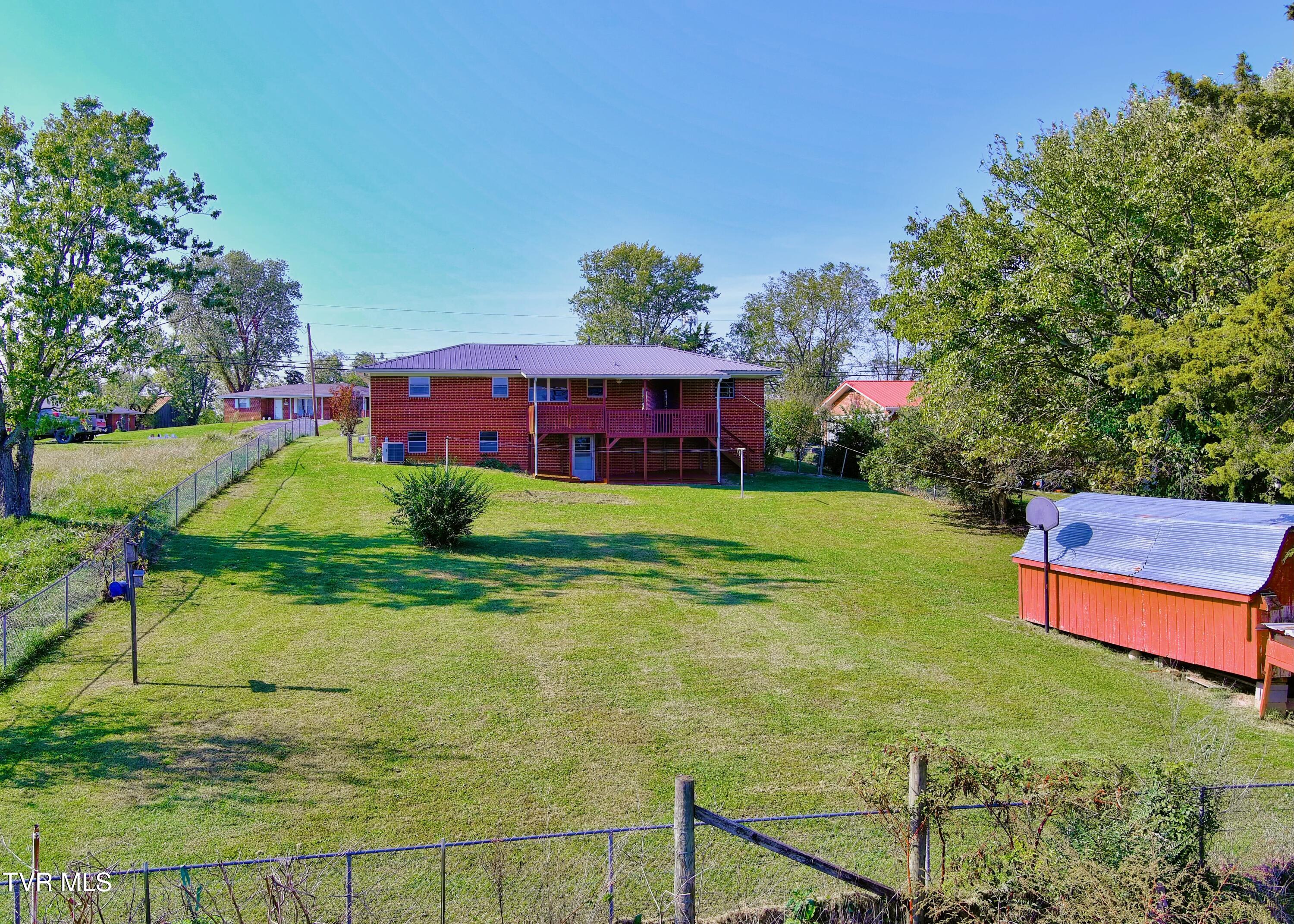 616 East Barton Ridge Road Greeneville, TN 37745 - Photo 35 of 39 32