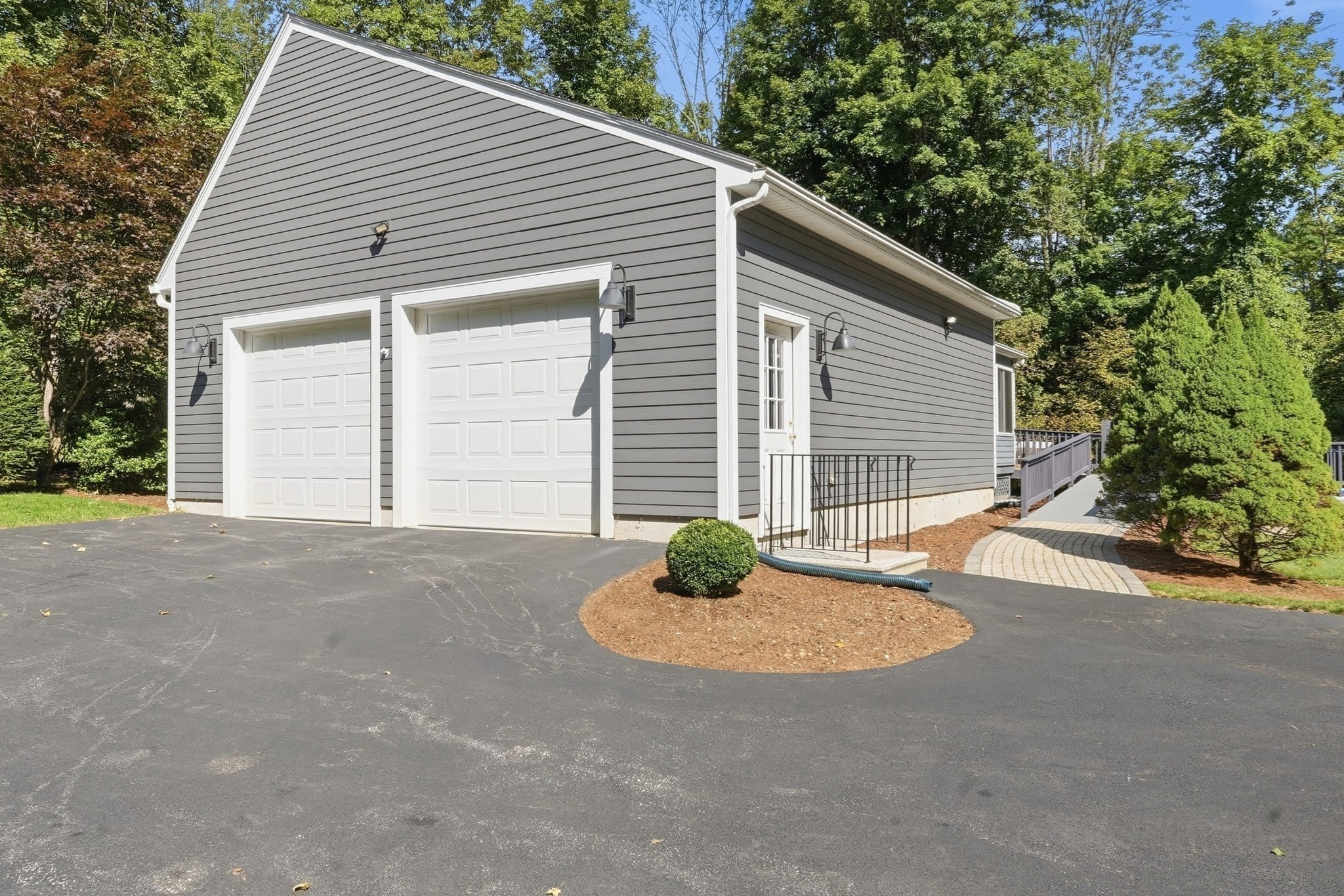 140 Town Farm Road Brookfield, MA 01506 - Photo 5 of 36 Gallery Image 5