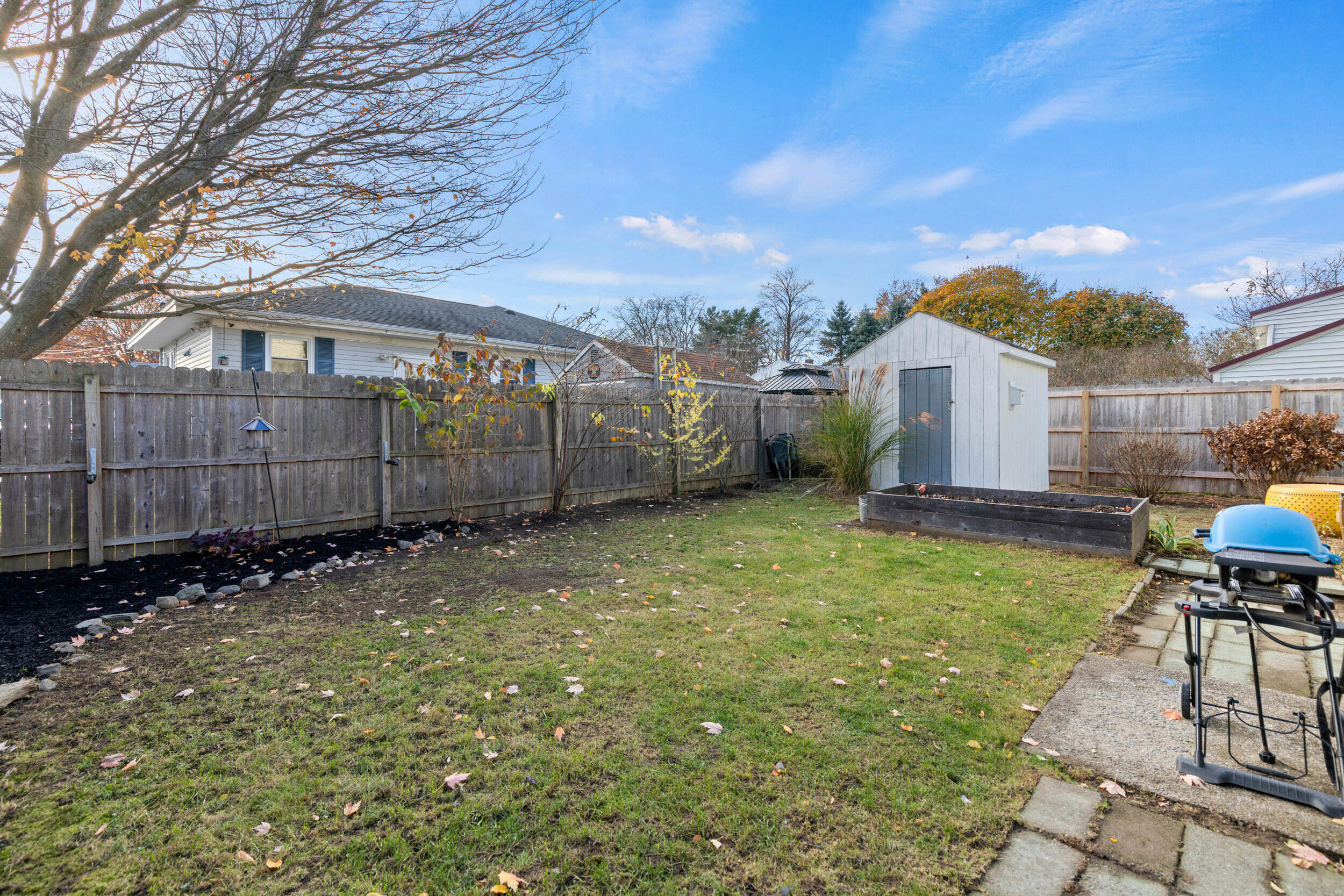 39 Mclean Street South Portland, ME 04106 - Photo 29 of 35 39 mclean st south portland-009