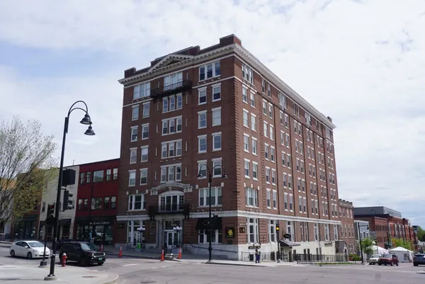 $299,900 | 131 Main Street, Unit 210, Burlington, VT 05401