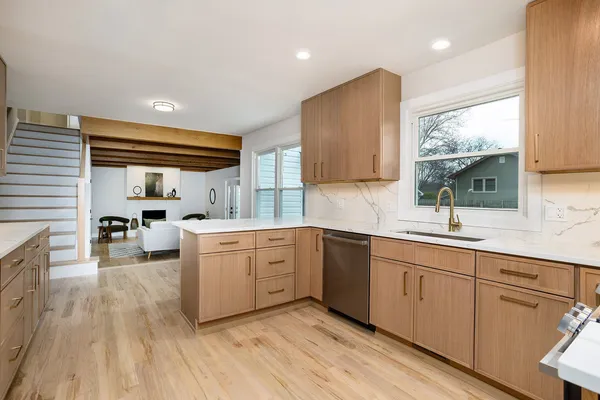 $675,000 | 530 Cumberland Trail, Elgin, IL 60123