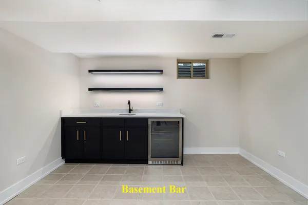 $675,000 | 530 Cumberland Trail, Elgin, IL 60123