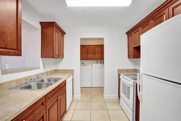 $3,500 | 113 Southeast 14th Street, Deerfield Beach, FL 33441