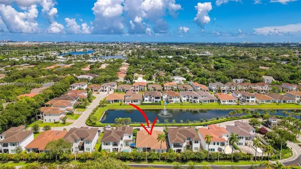 $11,000 | 5663 Brookfield Circle, Hollywood, FL 33312