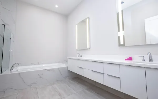 $11,000 | 5663 Brookfield Circle, Hollywood, FL 33312