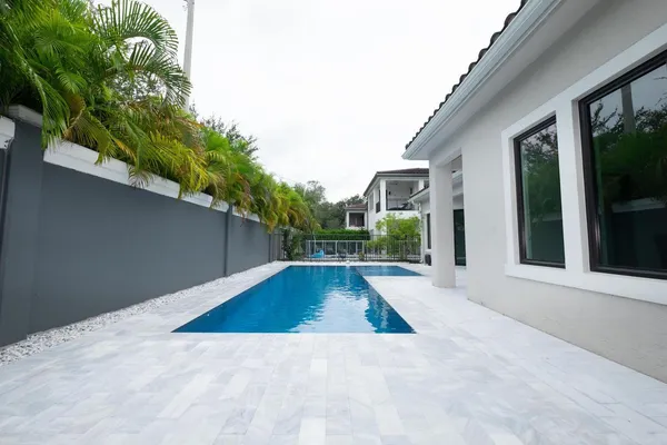 $11,000 | 5663 Brookfield Circle, Hollywood, FL 33312
