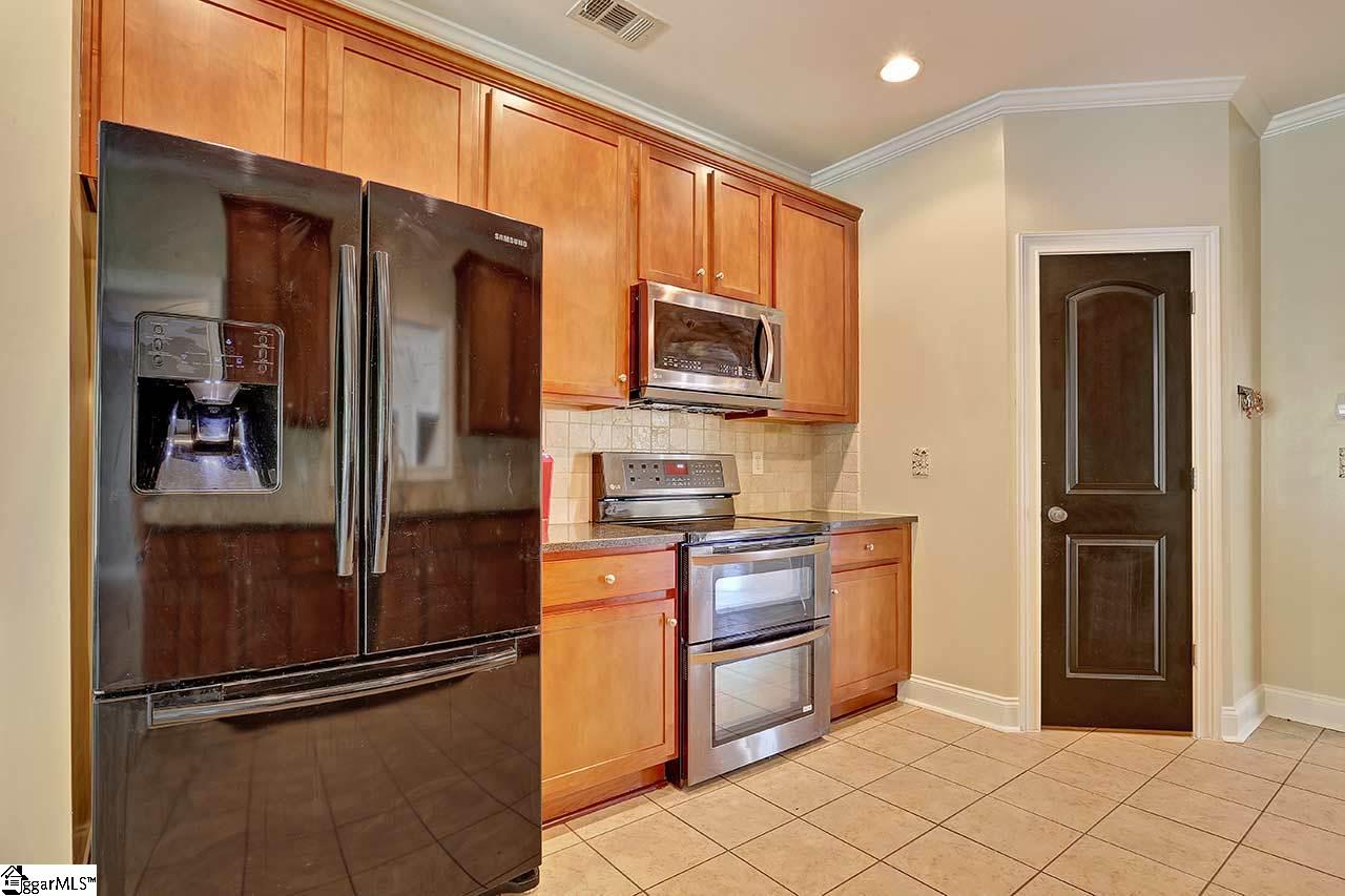 3 Ridgedale Way Simpsonville, SC 29681 - Photo 10 of 36 Gallery Image 10