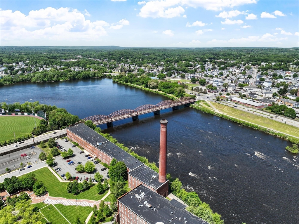 35 Riverwalk Way, Unit R106 Lowell, MA 01854 - Photo 4 of 41