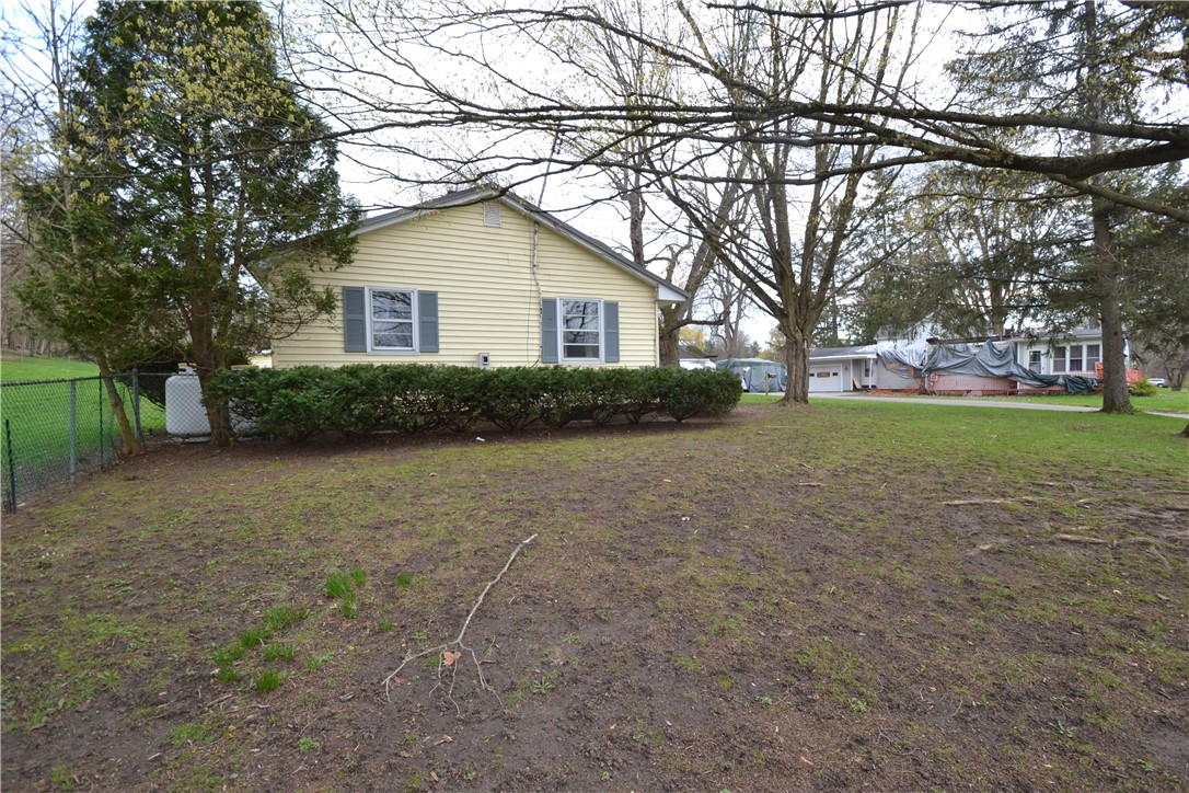 2148 East Street Palmyra, NY 14513 - Photo 4 of 27