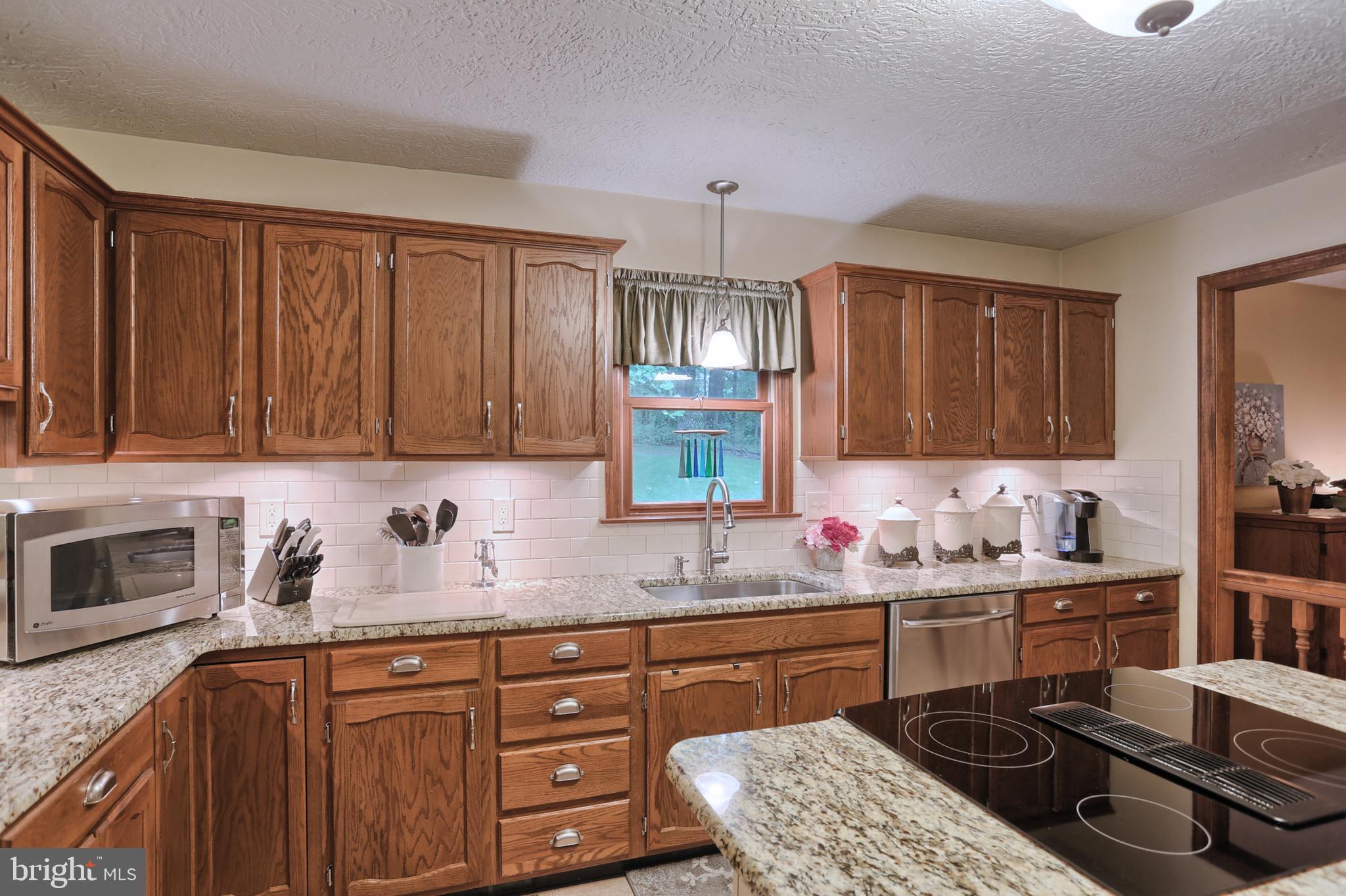 5466 Ridge Road Elizabethtown, PA 17022 - Photo 11 of 44 Gallery Image 11