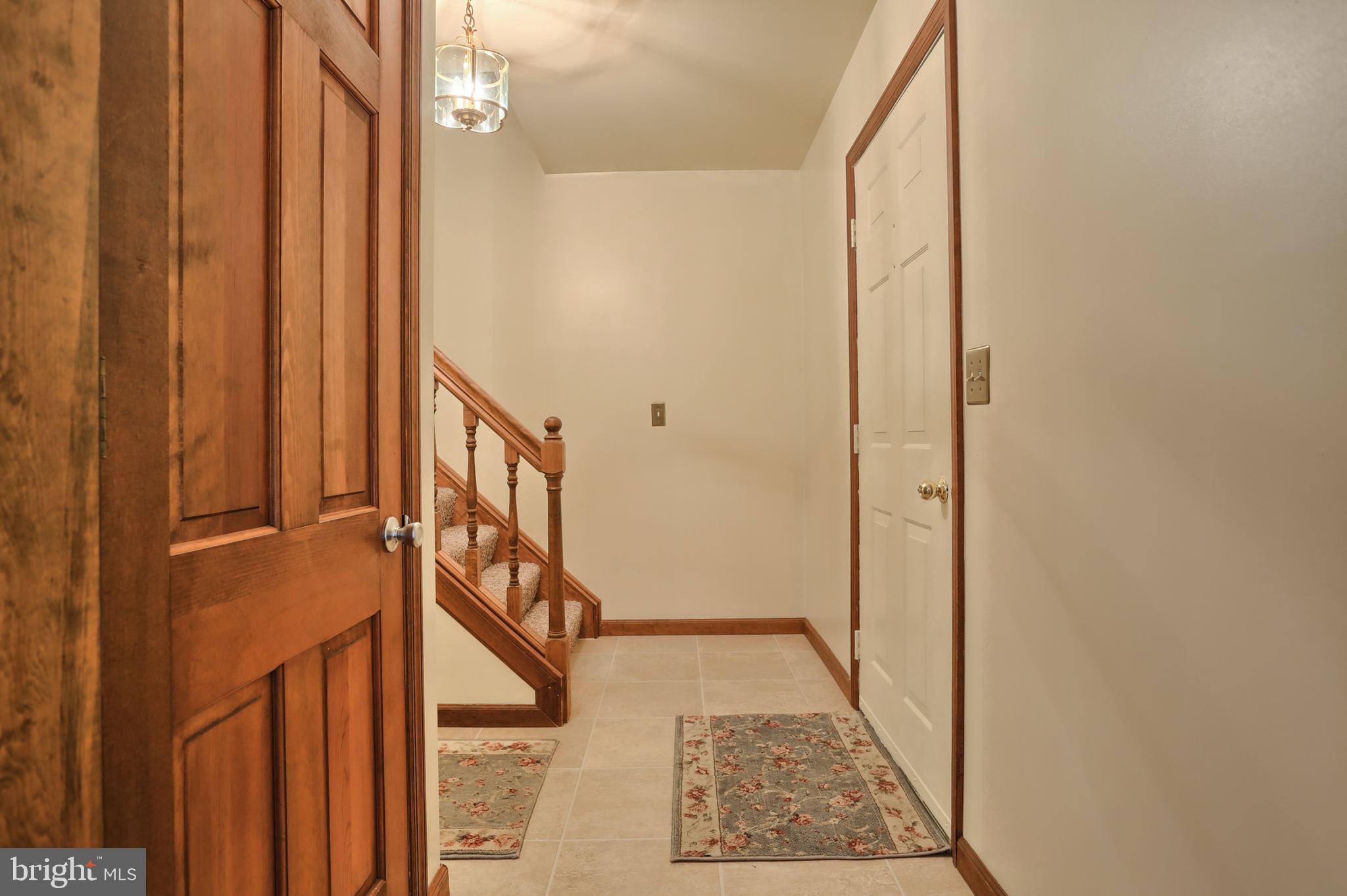 5466 Ridge Road Elizabethtown, PA 17022 - Photo 5 of 44 Gallery Image 5
