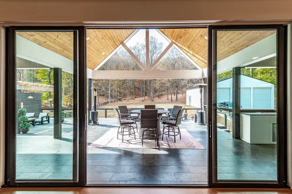 $2,199,900 | 407 Hogans Branch Road, Goodlettsville, TN 37072