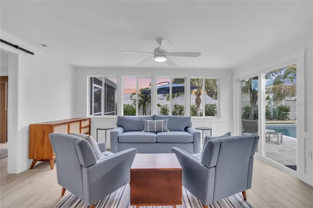 $1,595,000 | 306 66th Street, Holmes Beach, FL 34217