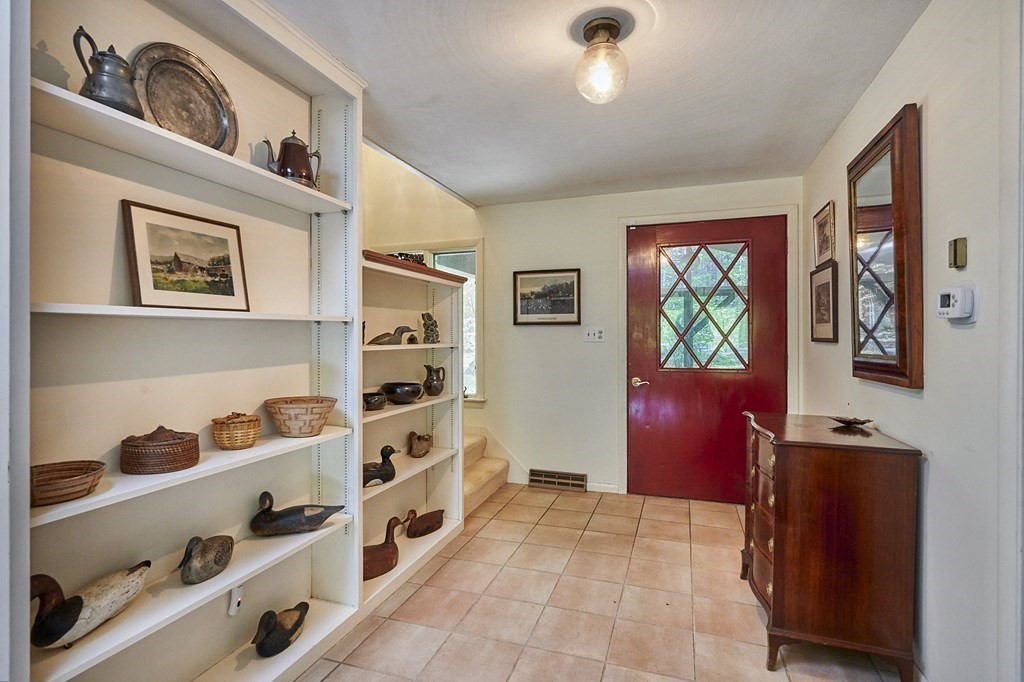 64 Cushman Road Shutesbury, MA 01002 - Photo 4 of 41