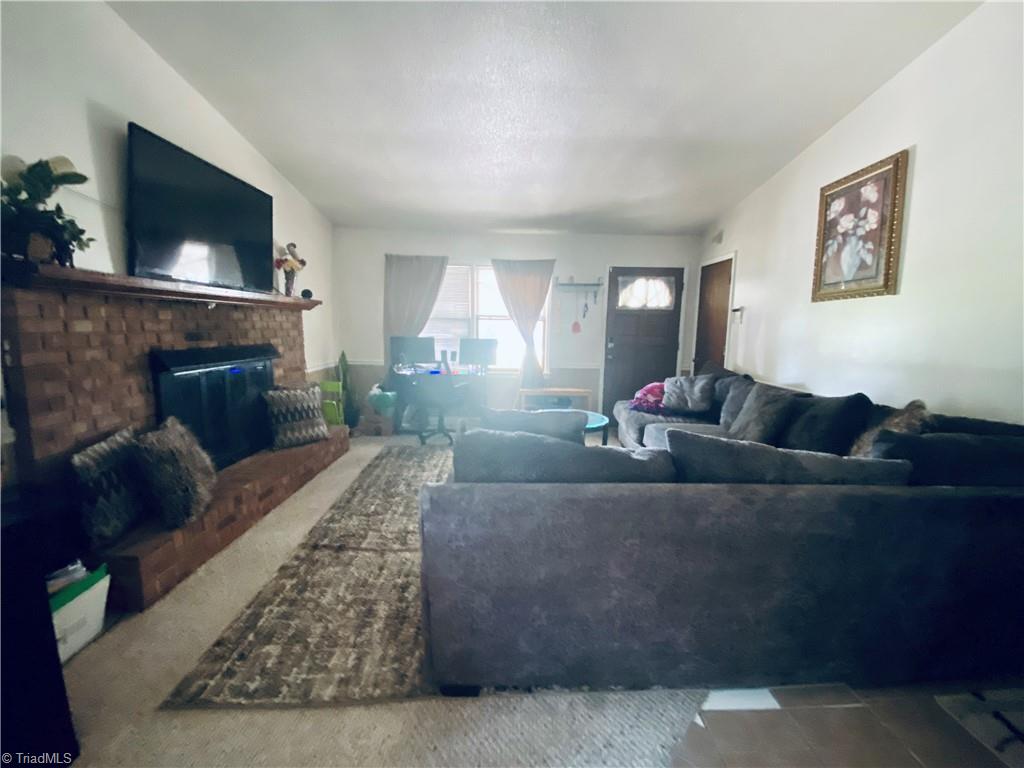 633 Paramount Street High Point, NC 27260 - Photo 11 of 19 Gallery Image 11