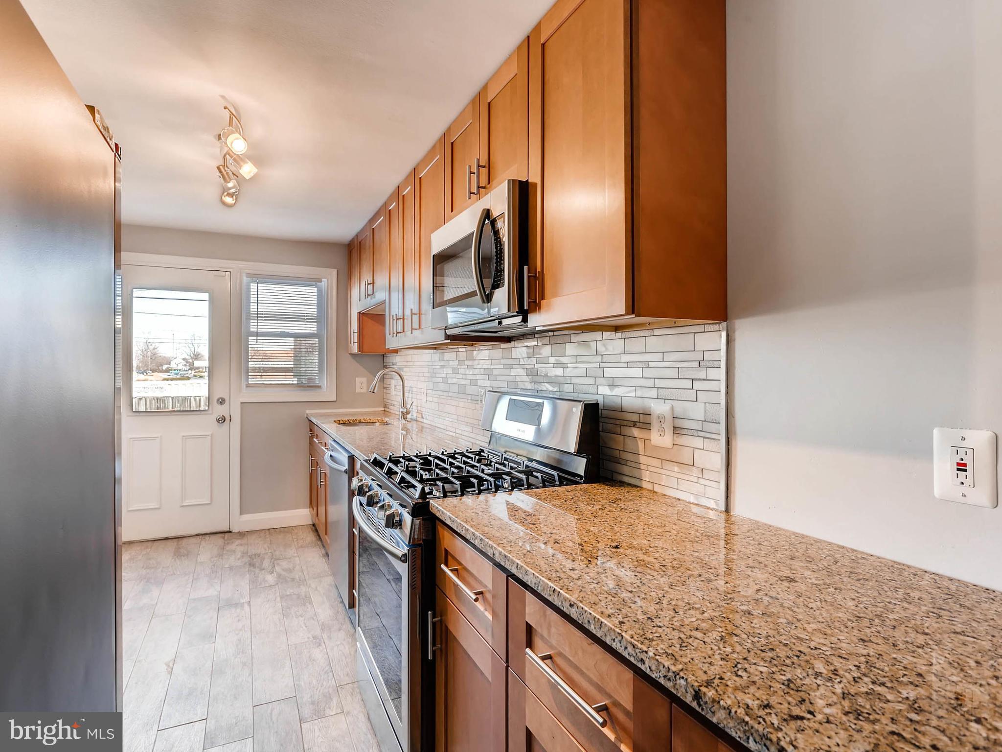 7884 Harold Road Baltimore, MD 21222 - Photo 3 of 30 Kitchen