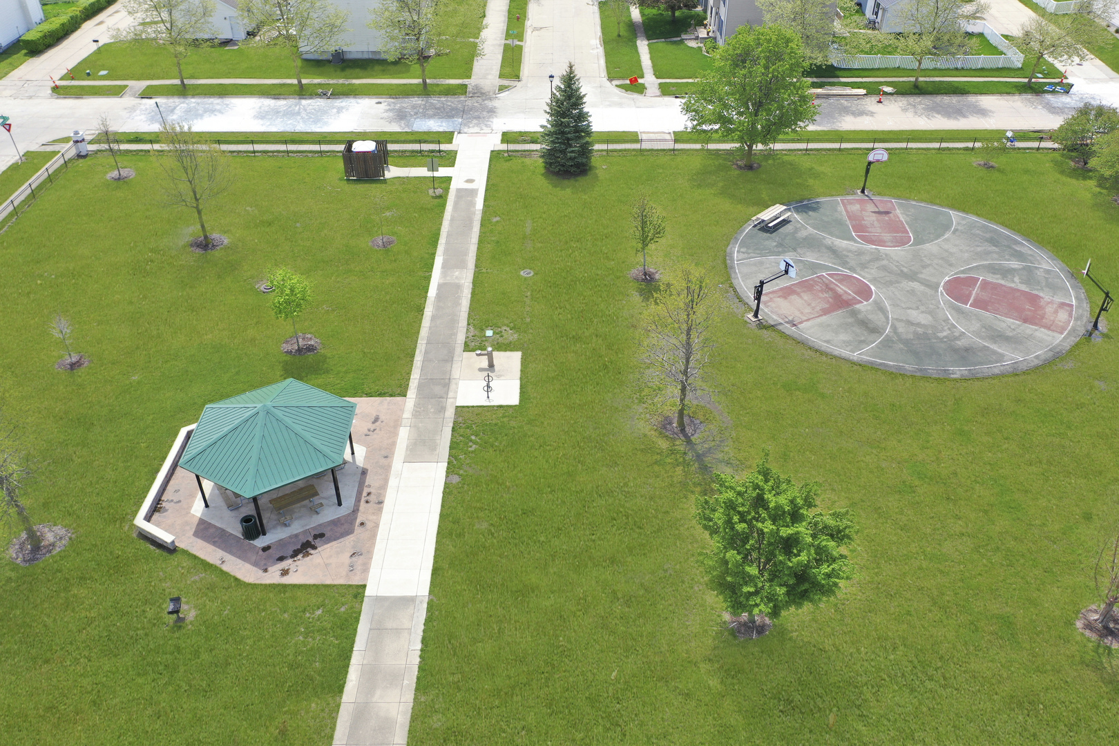 906 Bull Street Normal, IL 61761 - Photo 33 of 36 Gallery Image 33