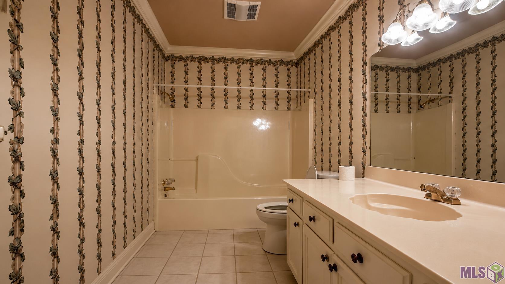 10642 Molly Avenue Baton Rouge, LA 70810 - Photo 11 of 13