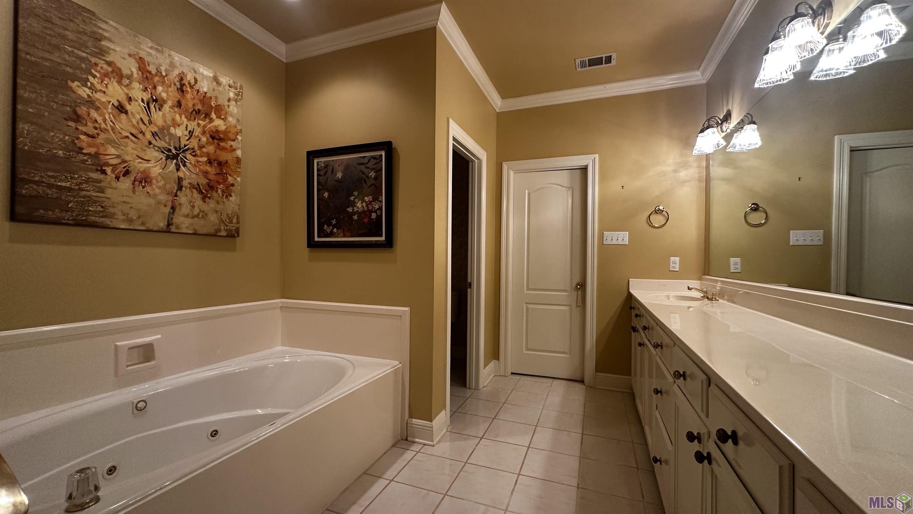 10642 Molly Avenue Baton Rouge, LA 70810 - Photo 8 of 13