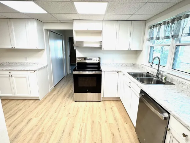 $269,500 | 117 Zeh Street, Thief River Falls, MN 56701