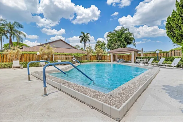 $250,000 | 4702 Fountains Drive South, Unit 205, Lake Worth, FL 33467
