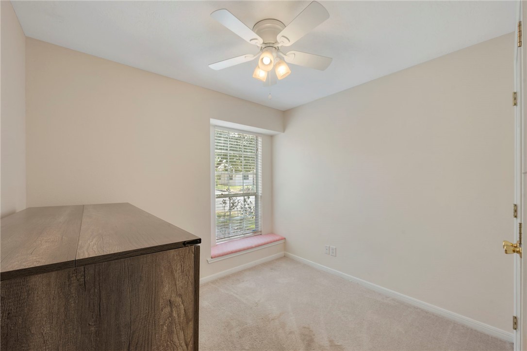 501 Riggs Street Brenham, TX 77833 - Photo 16 of 22