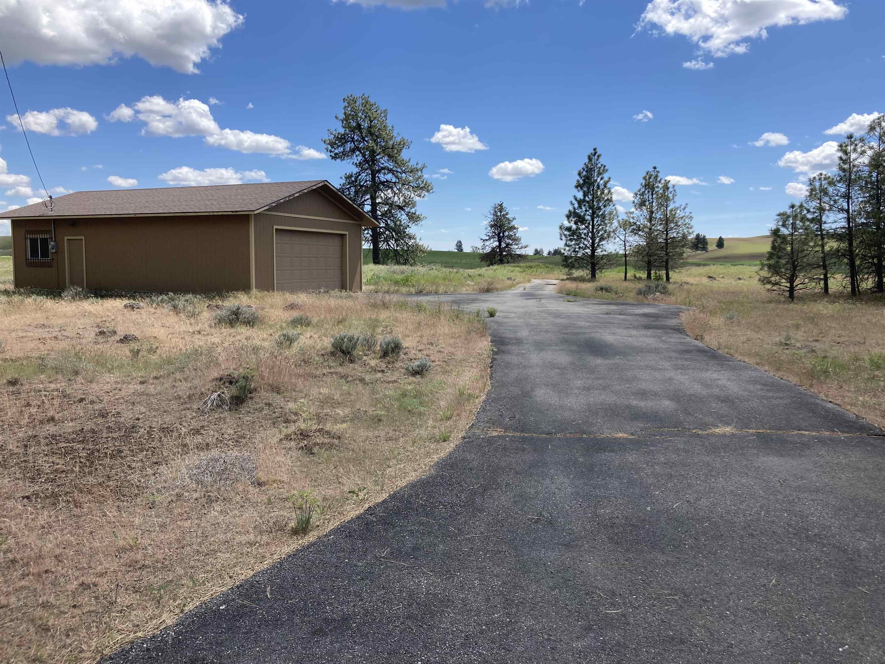 23213 South Cross Road Cheney, WA 99004 - Photo 31 of 36