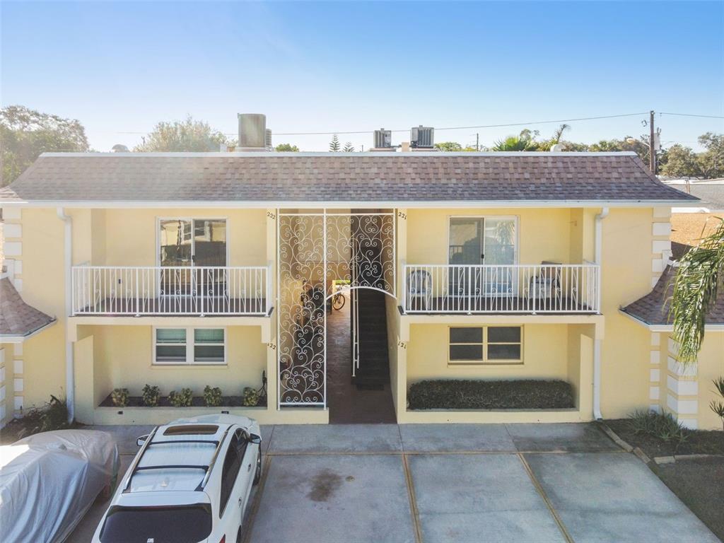 610 Indian Rocks Road North, Unit 121 Belleair Bluffs, FL 33770 - Photo 4 of 49