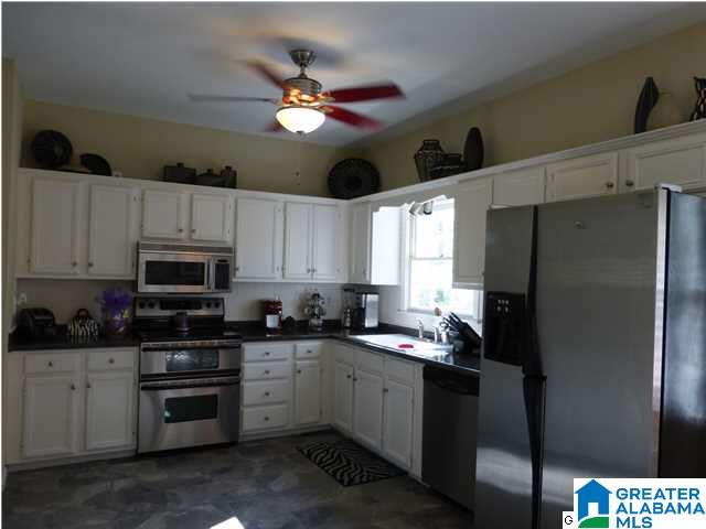 237 Wagon Trail Alabaster, AL 35007 - Photo 13 of 30