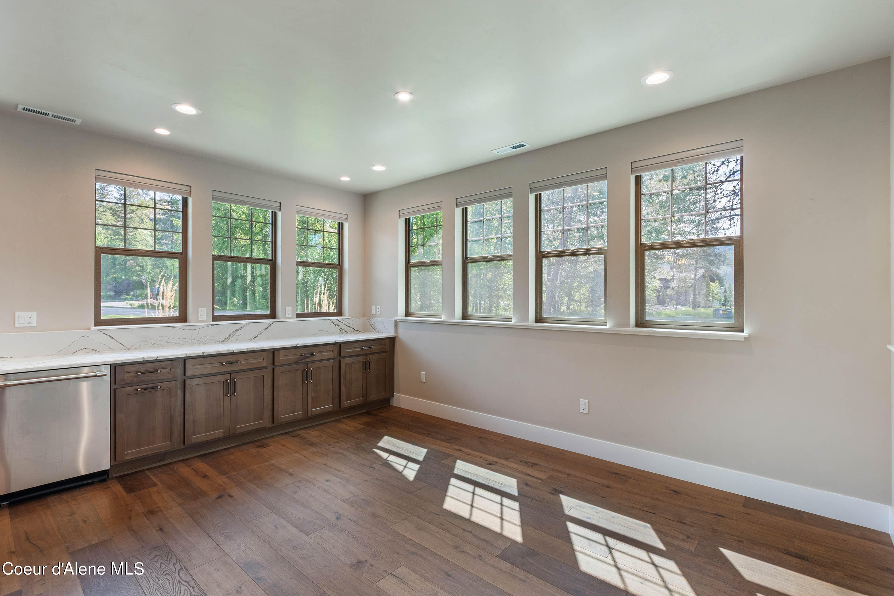 403 Slaveck Dover, ID 83825 - Photo 13 of 52 Dining Room