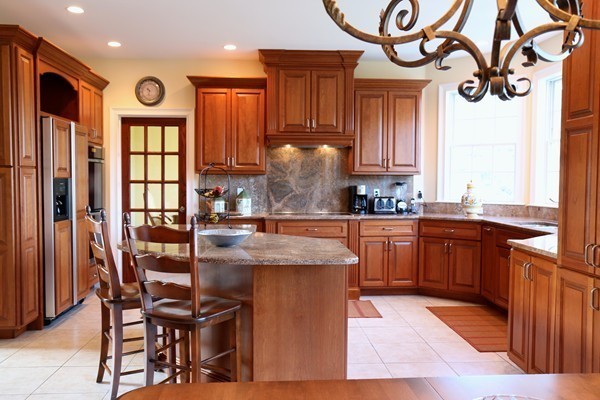 48 Tanglewood Road Amherst, MA 01002 - Photo 5 of 30 Gallery Image 5