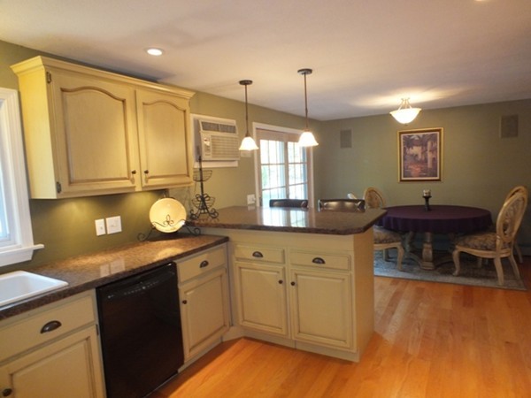 11 Foster Road Southwick, MA 01077 - Photo 8 of 29 Gallery Image 8