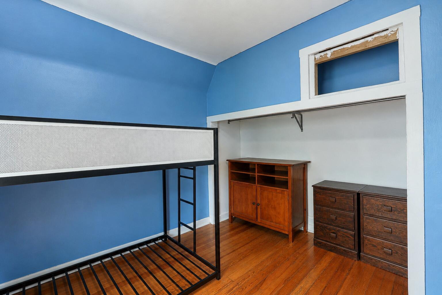 1525 Owen Avenue Racine, WI 53403 - Photo 6 of 8 Bedroom #3