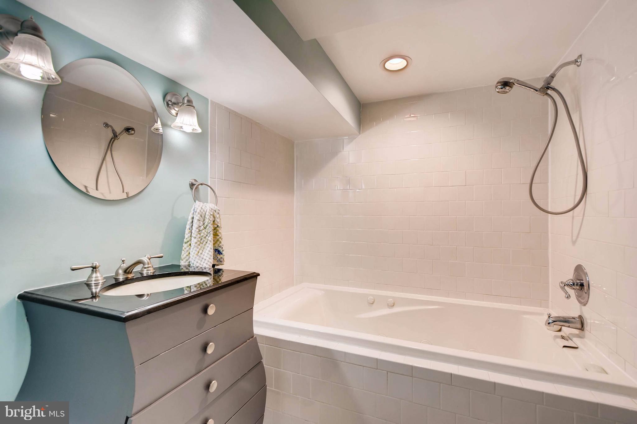 213 Paddington Road Baltimore, MD 21212 - Photo 24 of 30 Bath