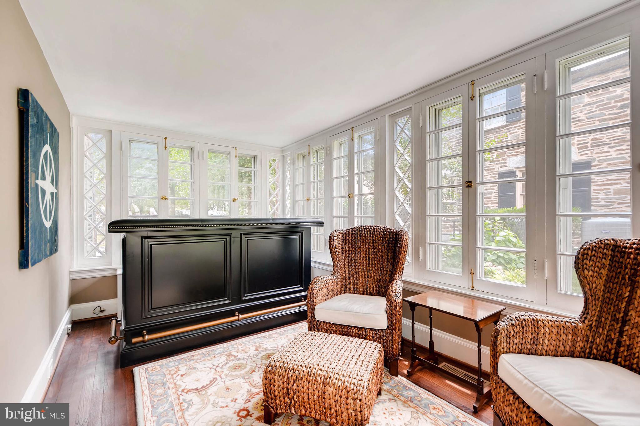 213 Paddington Road Baltimore, MD 21212 - Photo 25 of 30 Sun Room