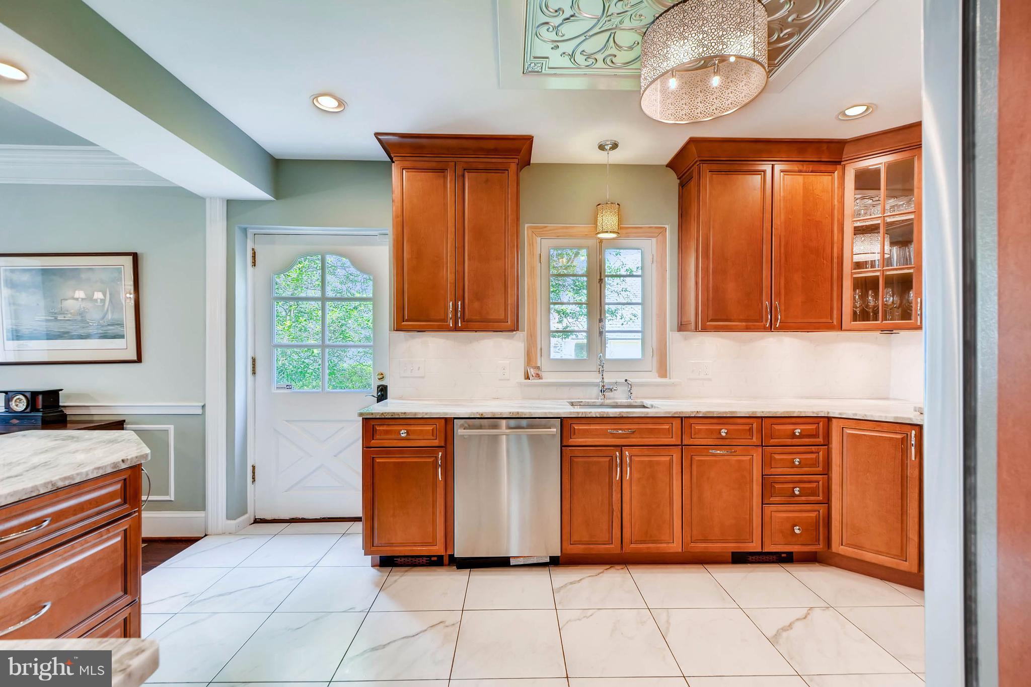 213 Paddington Road Baltimore, MD 21212 - Photo 6 of 30 Kitchen