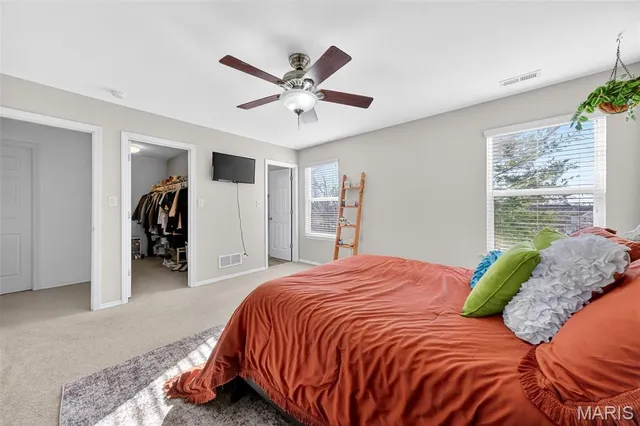 $225,000 | 122 Homeshire Drive, Unit 11, Wentzville, MO 63385