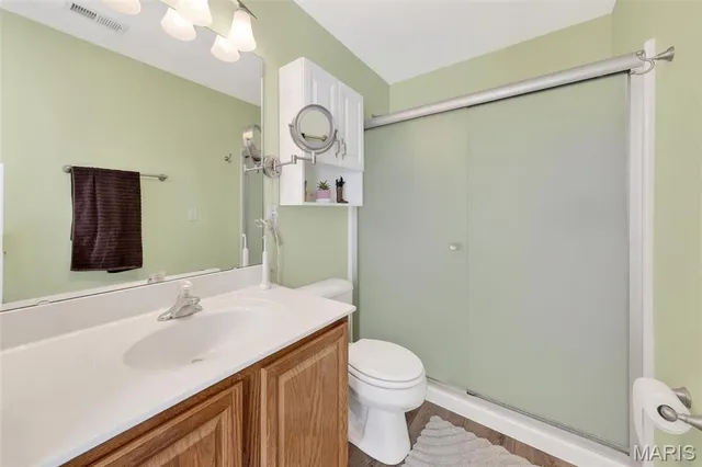 $225,000 | 122 Homeshire Drive, Unit 11, Wentzville, MO 63385