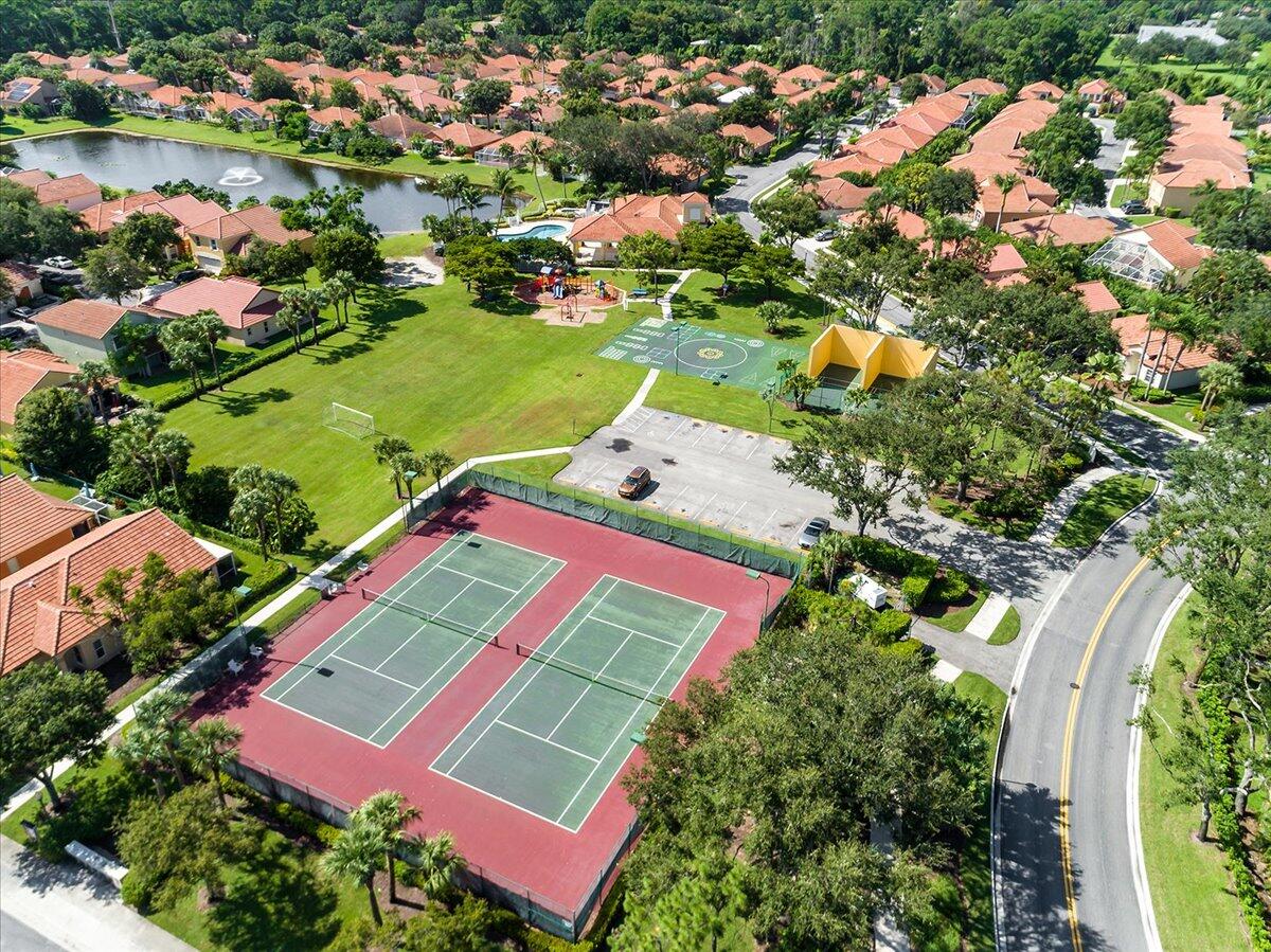 1047 Via Jardin Riviera Beach, FL 33418 - Photo 37 of 37 43-Woodbine (2)