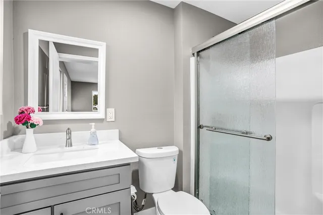 $2,200 | 9338 Emerald Avenue, Unit 2, Fontana, CA 92335