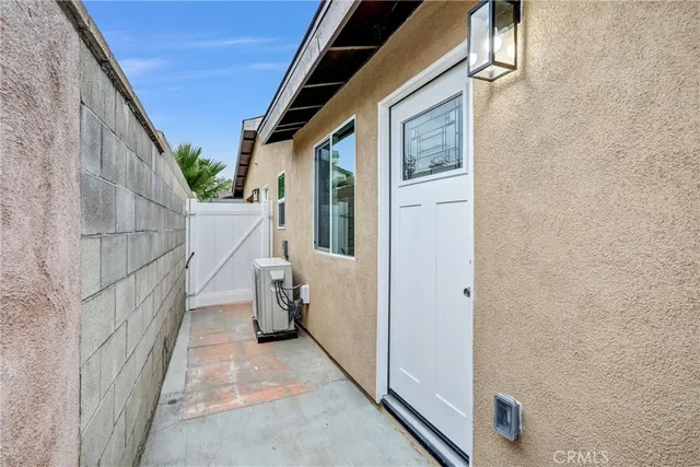 $2,200 | 9338 Emerald Avenue, Unit 2, Fontana, CA 92335