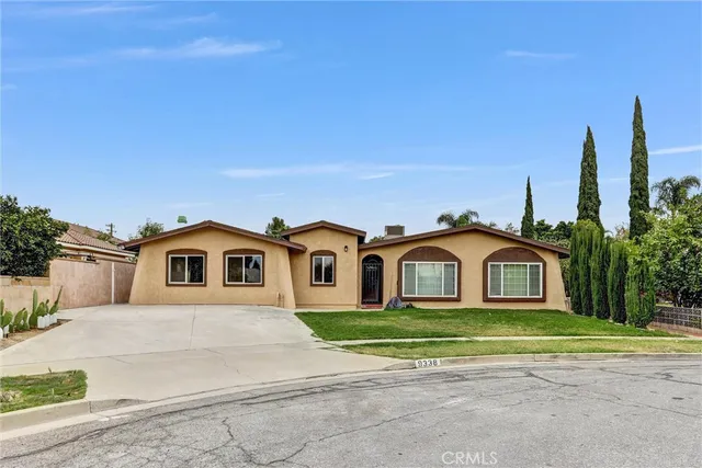 $2,200 | 9338 Emerald Avenue, Unit 2, Fontana, CA 92335