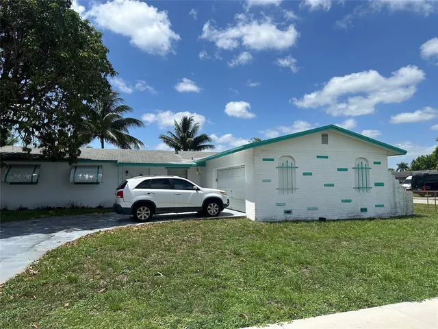 $410,000 | 4520 Northwest 16th Street, Lauderhill, FL 33313