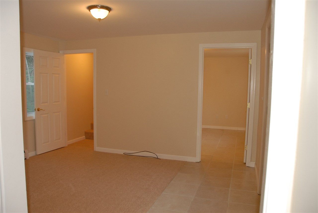 48 Deerhaven Road Weare, NH 03281 - Photo 13 of 39