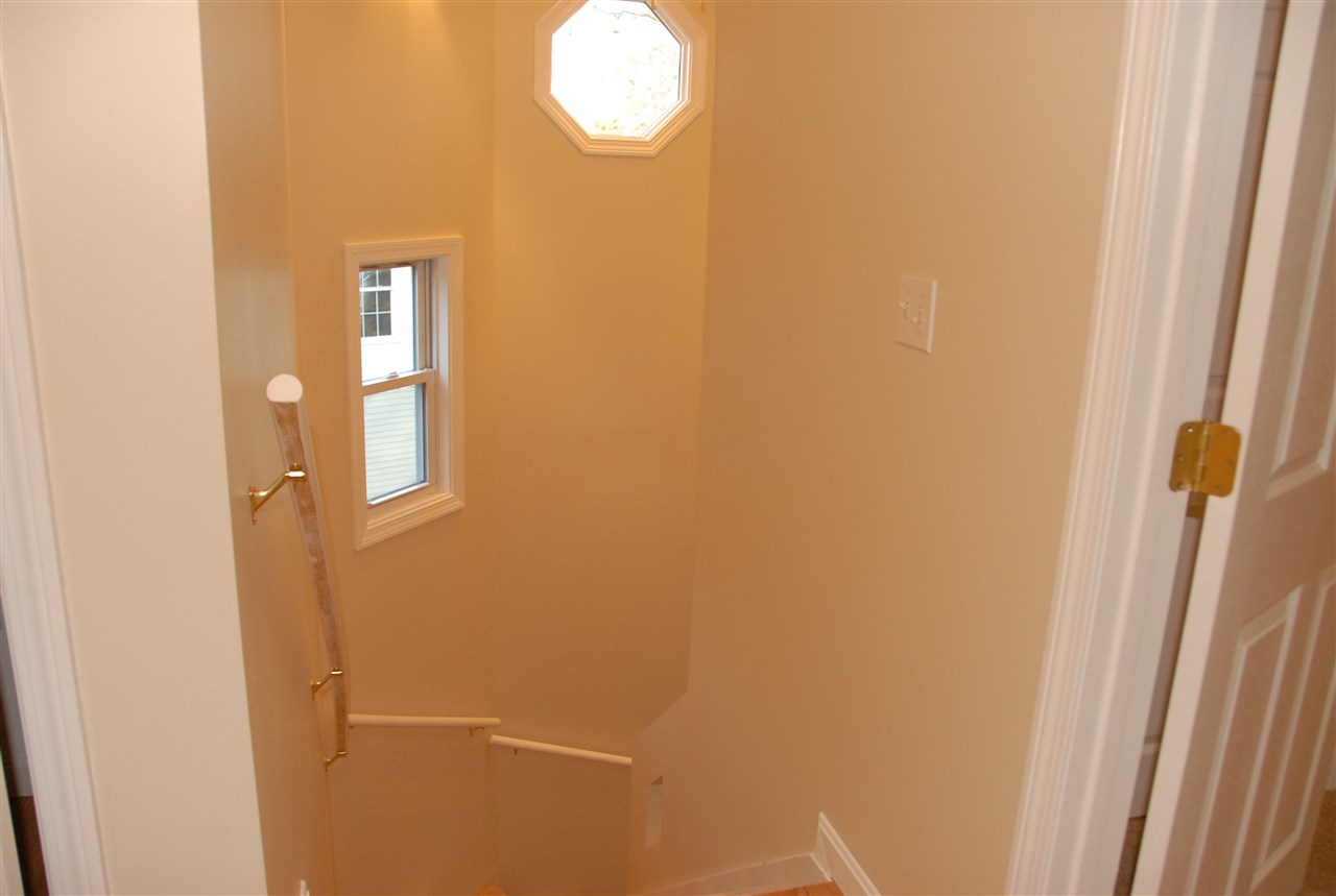 48 Deerhaven Road Weare, NH 03281 - Photo 16 of 39