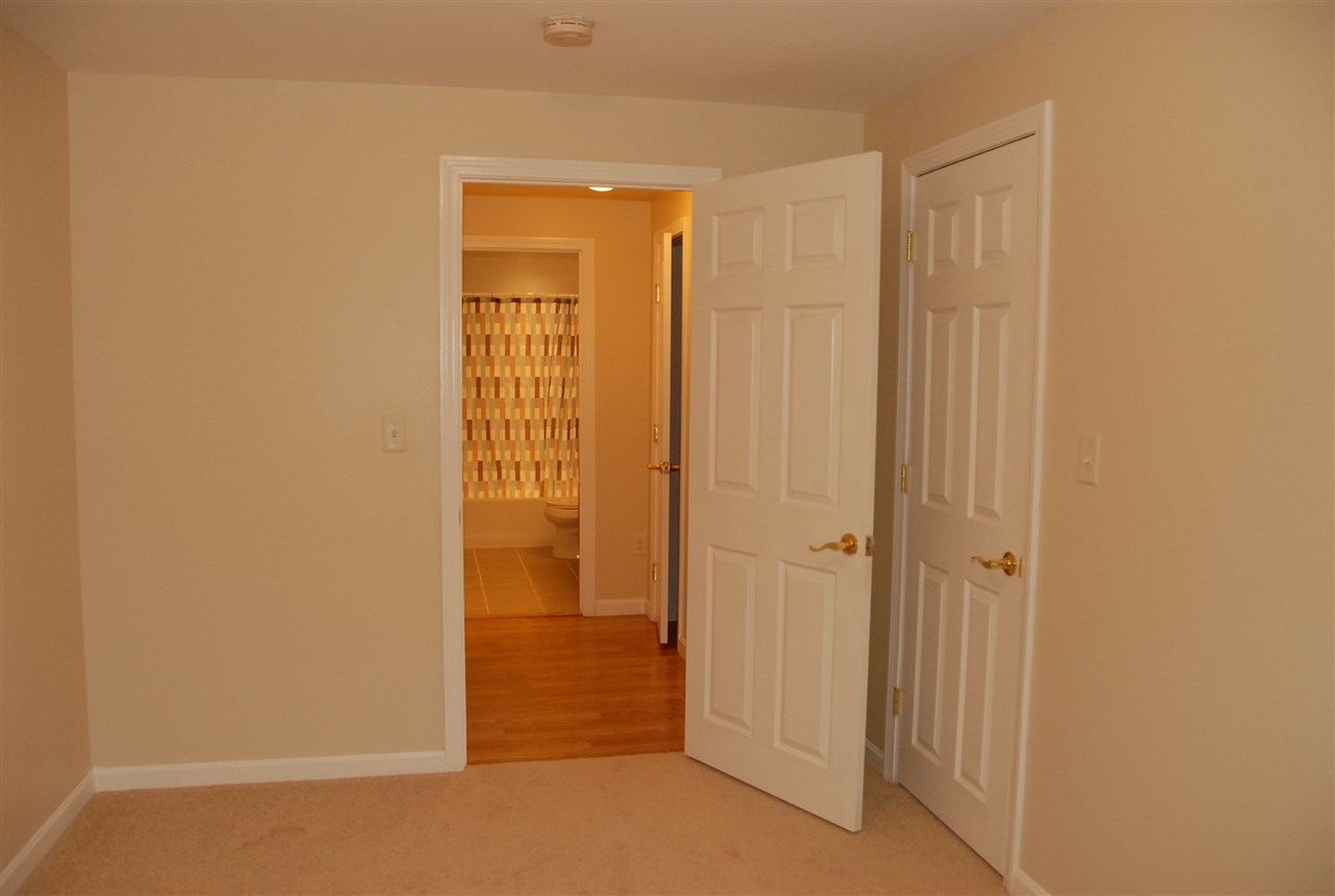 48 Deerhaven Road Weare, NH 03281 - Photo 19 of 39
